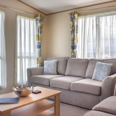 Holiday home The Endeavour - Uk37771