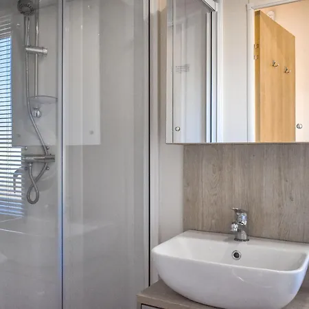 The Endeavour - Uk37771 Stoupe Brow