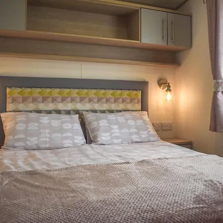 Holiday home The Endeavour - Uk37771 Stoupe Brow